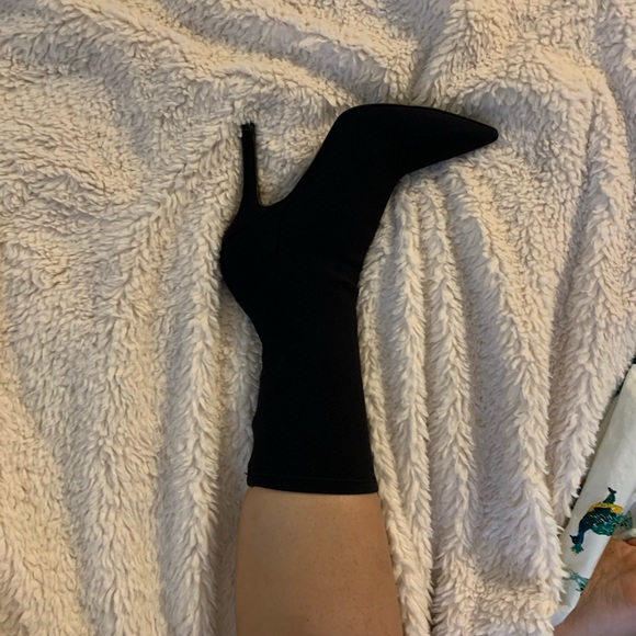 Black booties - Picture 7 of 8